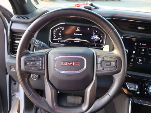 Certified 2024 GMC Sierra 1500 AT4 w/ Technology Package AWD/4WD image 14