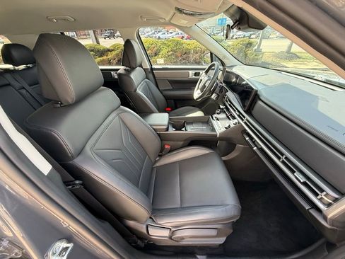 Used 2025 Hyundai Santa Fe SEL image 44