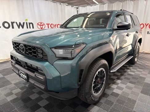Used 2026 Toyota 4Runner 4WD image 3