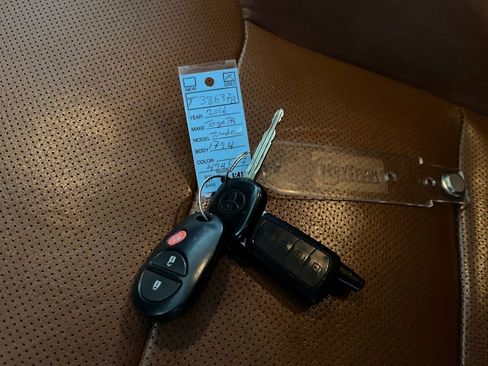 Used 2016 Toyota Tundra 1794 Edition image 83