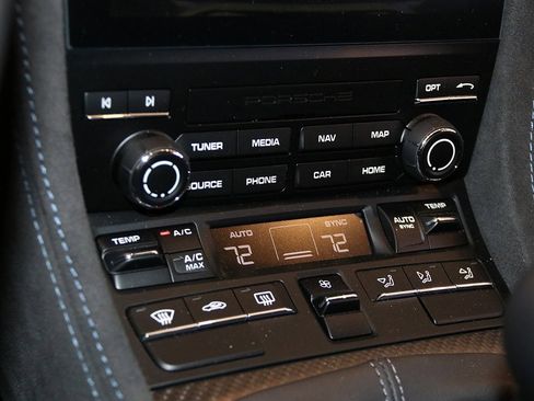 Used 2024 Porsche 718 Cayman GT4 RS image 40