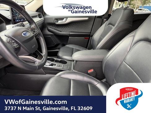 Used 2020 Ford Escape SE Sport image 19