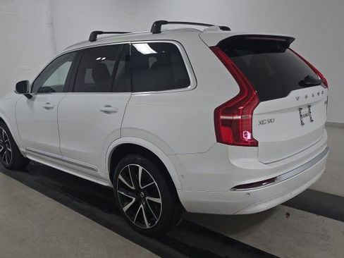 Used 2024 Volvo XC90 B5 Plus AWD/4WD image 3