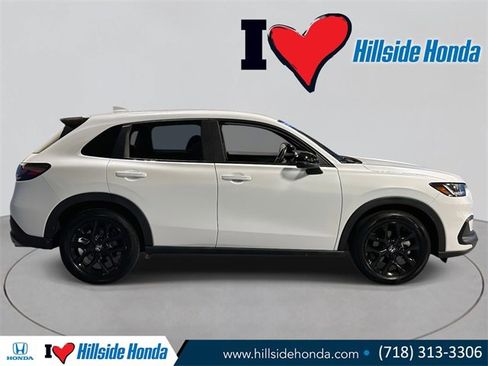 Certified 2023 Honda HR-V Sport image 6