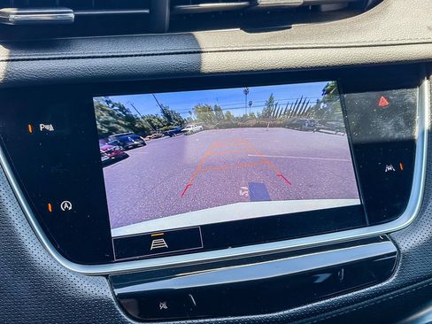 Certified 2024 Cadillac XT6 Luxury w/ LPO, Floor Liner Package FWD image 44