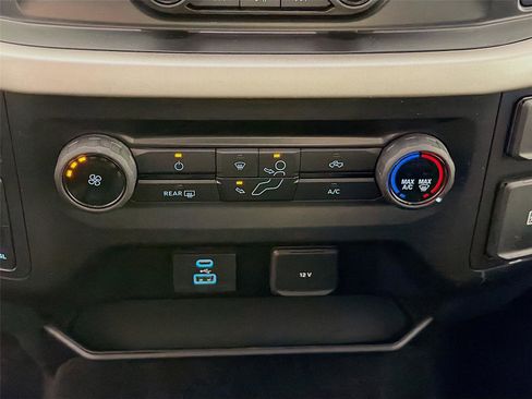 Used 2021 Ford F150 XLT image 16