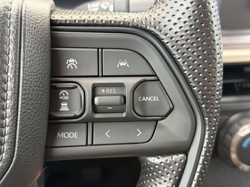 Used 2026 Toyota Tacoma SR5 AWD/4WD image 18