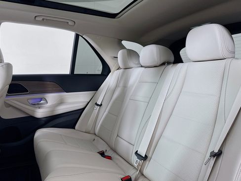 New 2026 Mercedes-Benz GLE 450e 4MATIC image 7