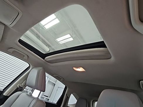 Used 2016 Honda CR-V Touring image 30