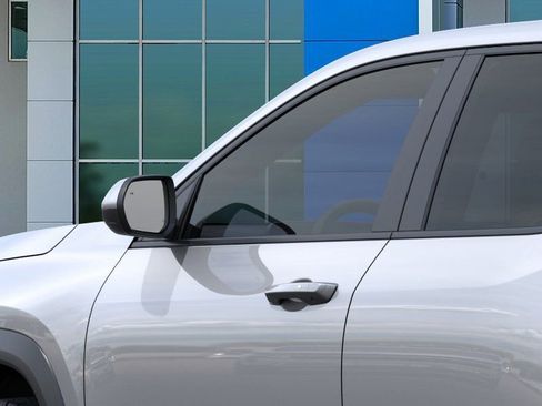 New 2026 Chevrolet Equinox LT FWD image 12