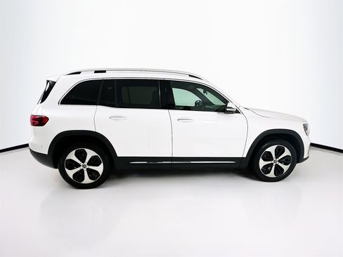 New 2026 Mercedes-Benz GLB 250 GLB 250 image 9