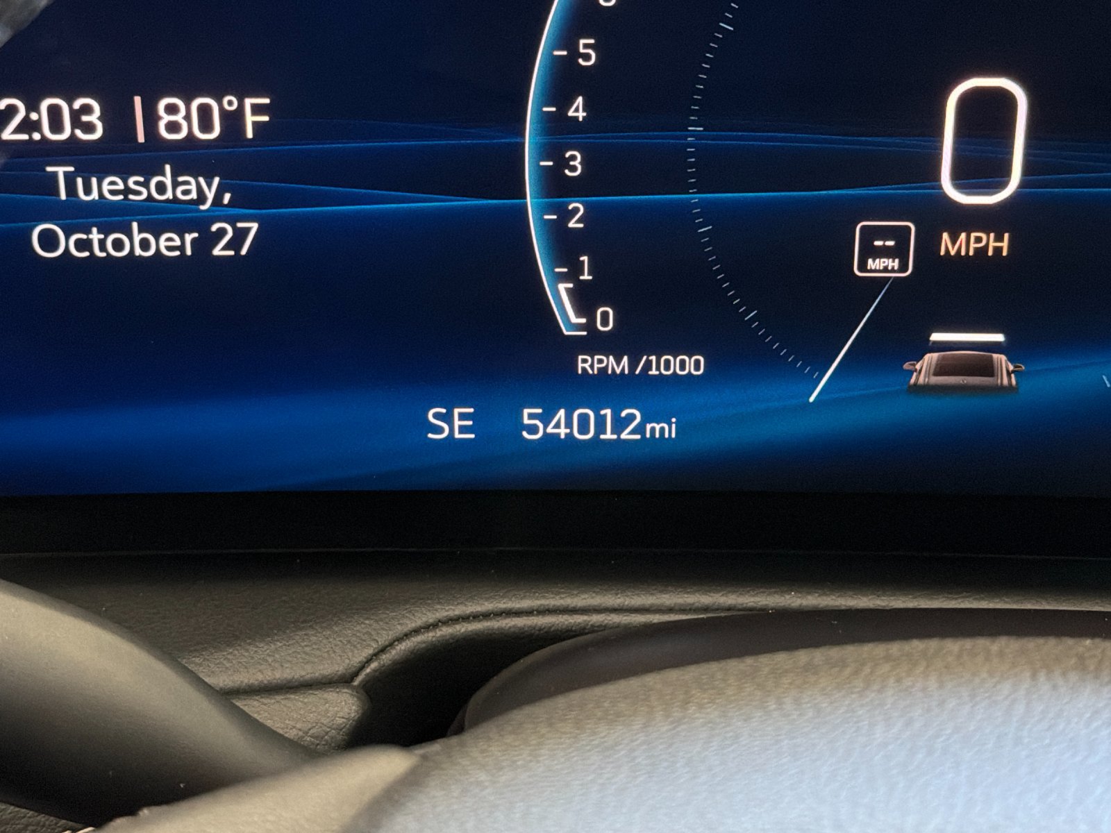 Used 2024 Cadillac XT4 Premium Luxury FWD image 25