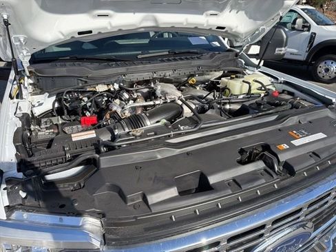 New 2025 Ford F550 4x4 Regular Cab Super Duty image 22