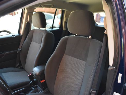 Used 2012 Jeep Compass Sport AWD/4WD image 13
