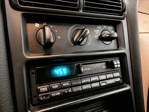 Used 1998 Ford Mustang GT RWD image 20