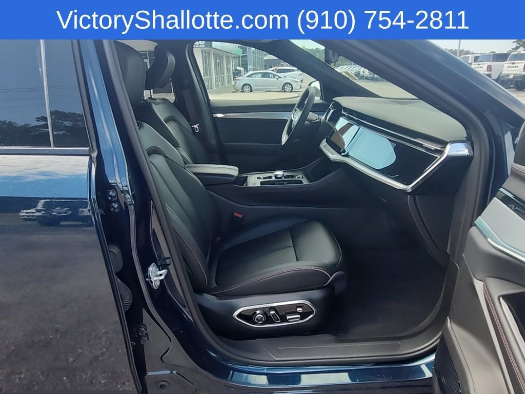 Used 2024 Jeep Wagoneer Launch Edition AWD/4WD image 38