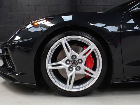 Used 2024 Chevrolet Corvette Stingray Coupe w/ Z51 Performance Package image 4