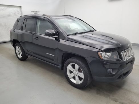 Used 2015 Jeep Compass Latitude AWD/4WD image 11