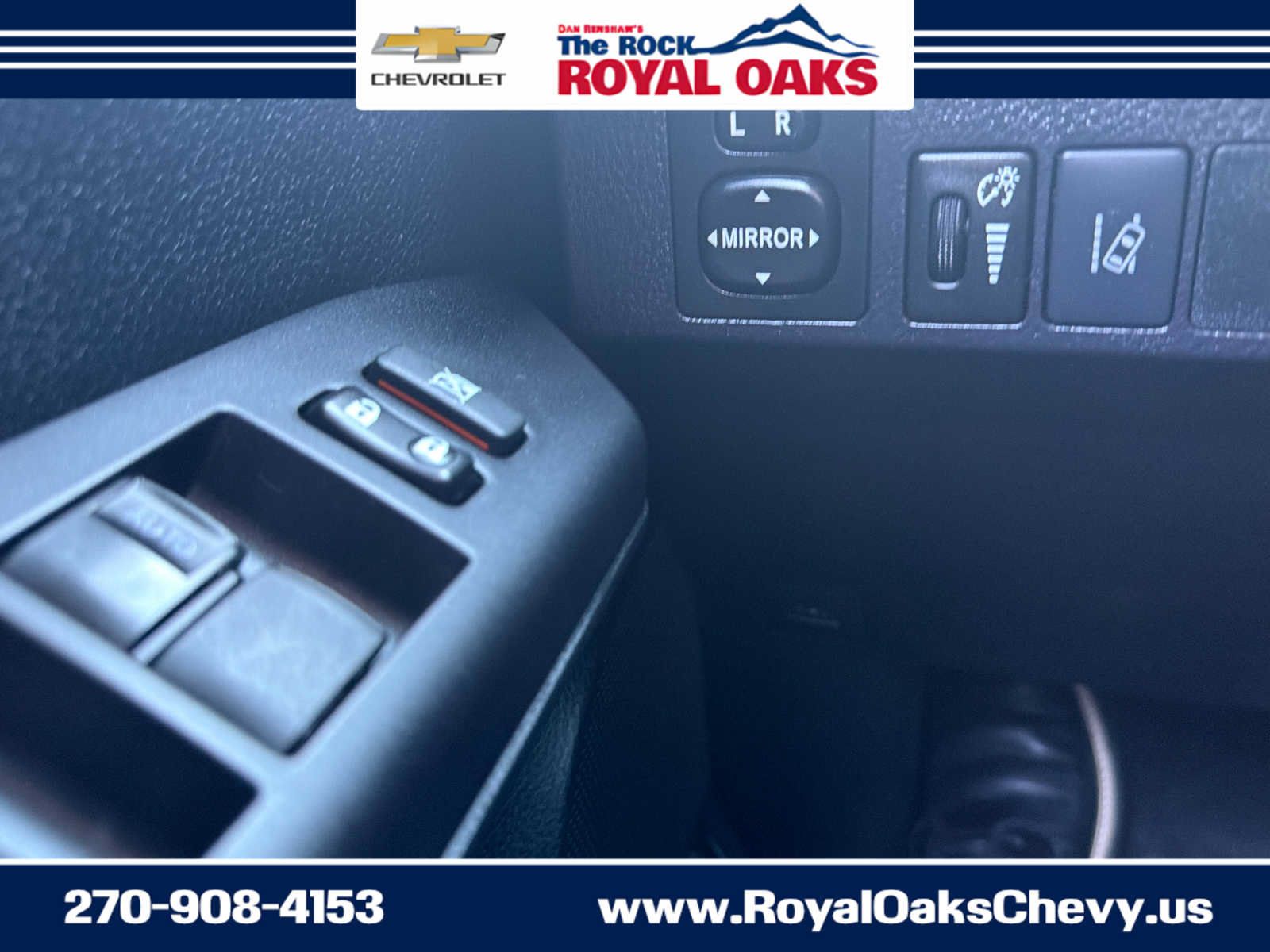 Used 2018 Toyota RAV4 XLE AWD/4WD image 28