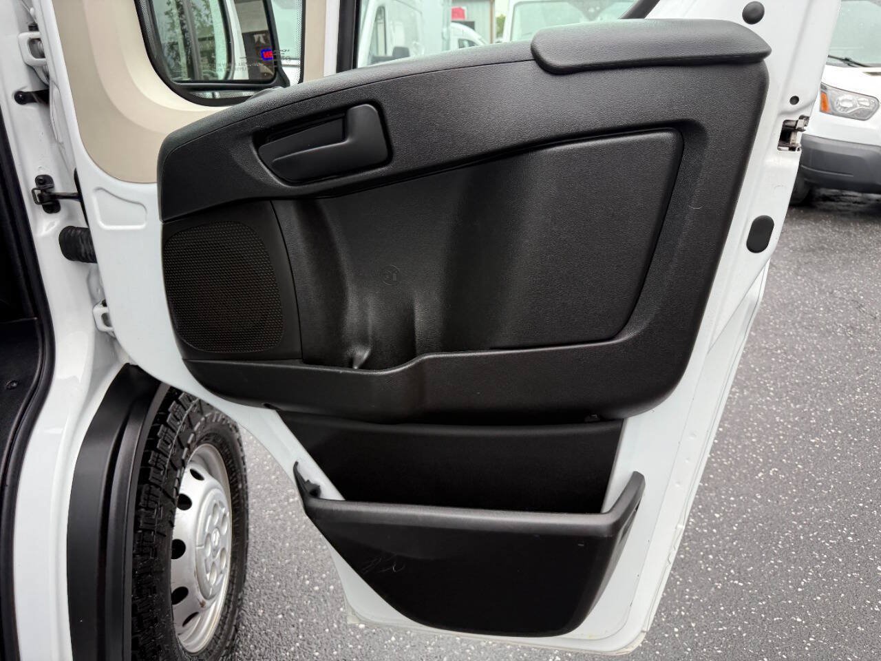 Used 2021 RAM ProMaster 2500 w/ Interior LED Lighting Group FWD image 25