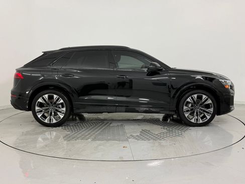 New 2026 Audi Q8 Premium Plus image 8