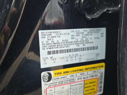 Used 2025 Ford Expedition Max Active RWD image 16