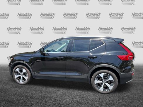 Used 2025 Volvo XC40 B5 Core AWD/4WD image 9
