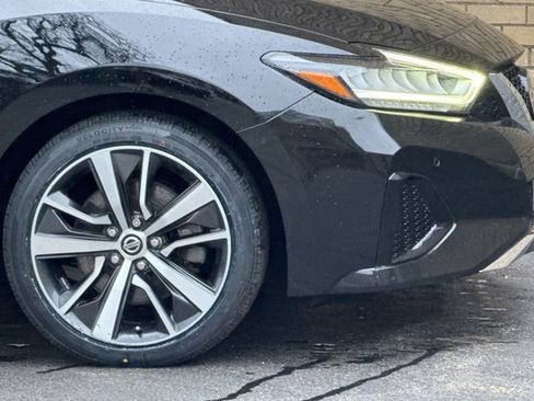 Used 2020 Nissan Maxima 3.5 SL w/ Floor Mat Group image 6