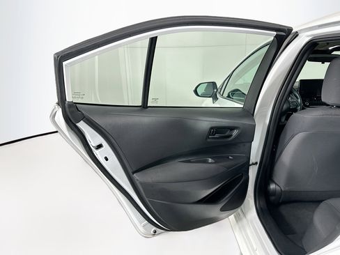 Used 2025 Toyota Corolla LE image 25