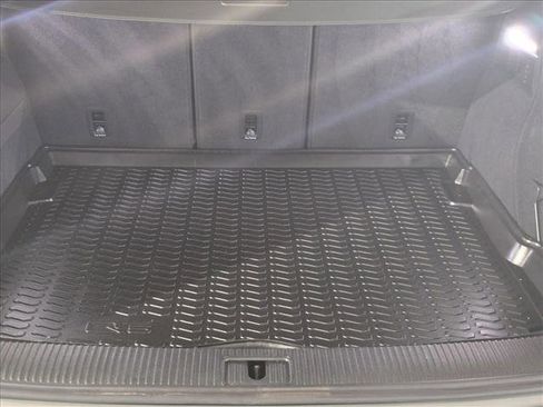 Used 2025 Audi Q5 2.0T Premium Plus image 6