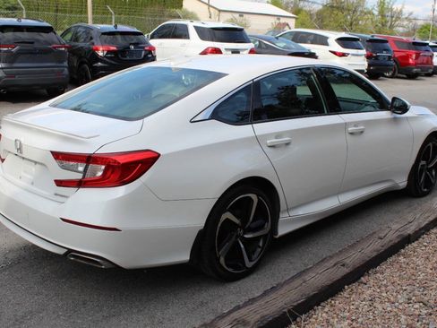 Used 2019 Honda Accord Sport image 6