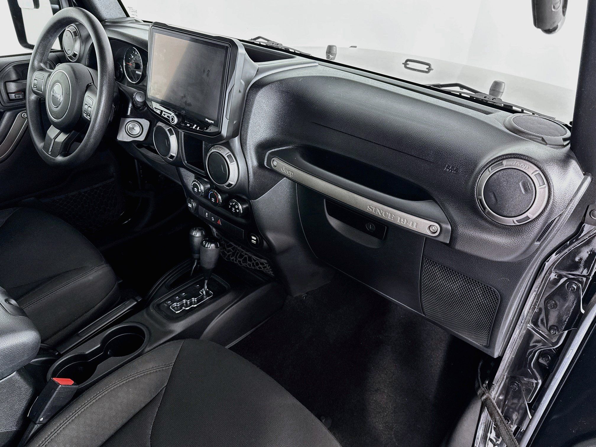 Used 2016 Jeep Wrangler Unlimited Sport AWD/4WD image 25
