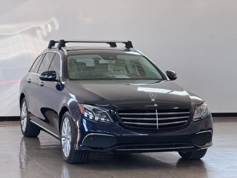 Used 2018 Mercedes-Benz E 400 4MATIC Wagon w/ Premium 2 Package image 1