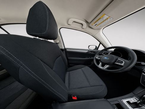 Used 2015 Subaru Legacy 2.5i Premium w/ Popular Package #2 AWD/4WD image 9