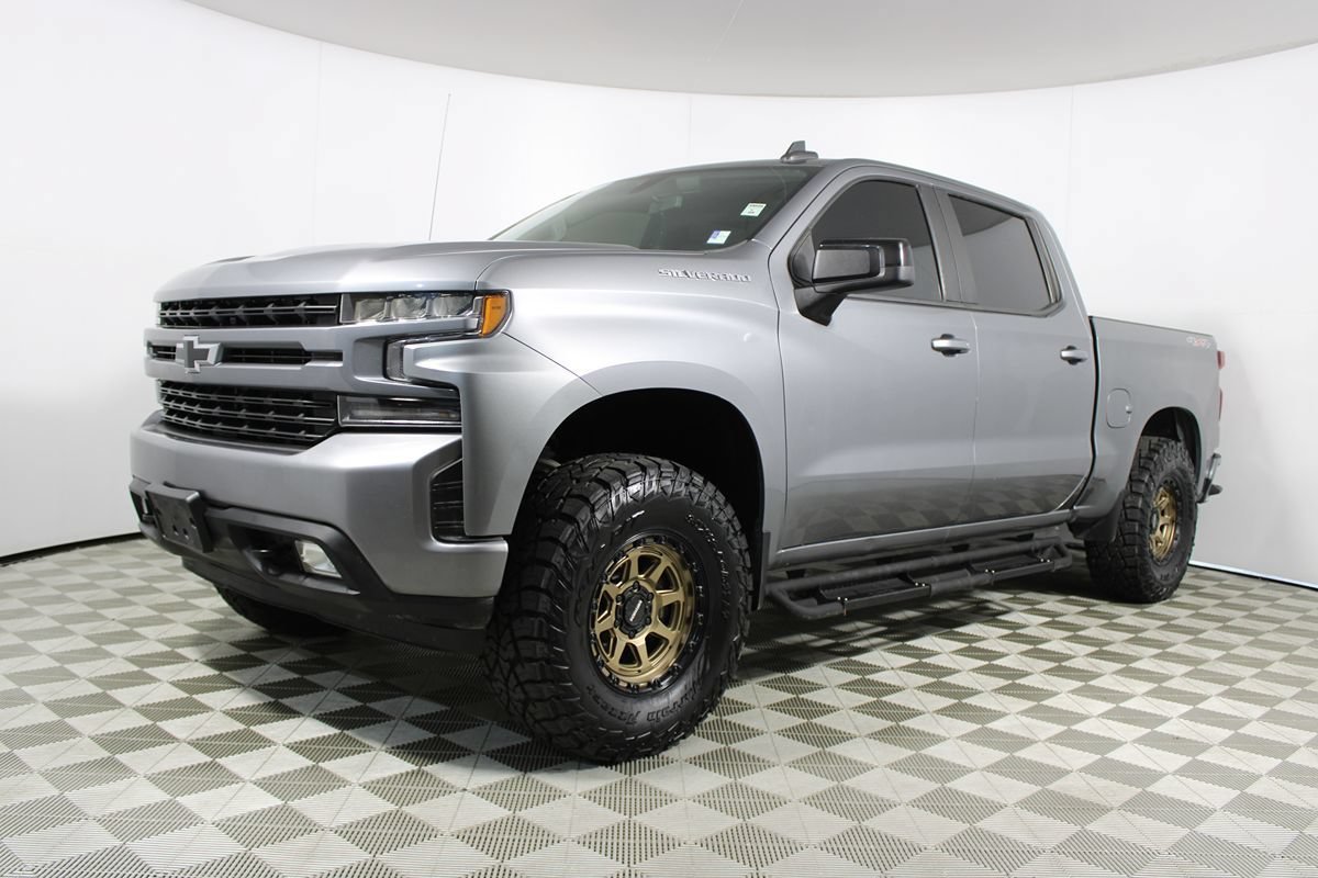 Used 2021 Chevrolet Silverado 1500 RST AWD/4WD image 3