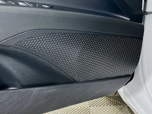 Used 2024 Hyundai Elantra SE image 18