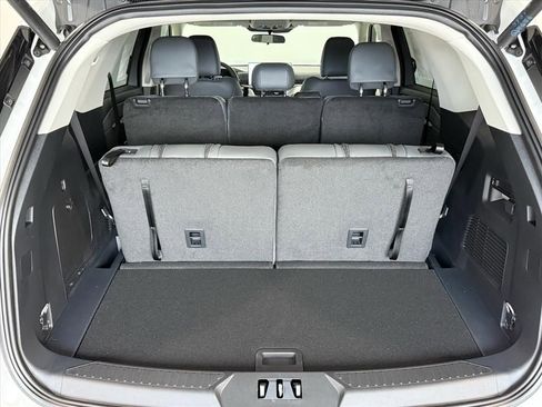 New 2026 Ford Explorer Active w/ Active Comfort Package RWD image 17