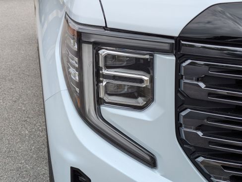 New 2026 GMC Sierra 1500 Denali Ultimate image 10