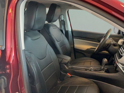 Used 2022 Jeep Compass Latitude FWD image 33
