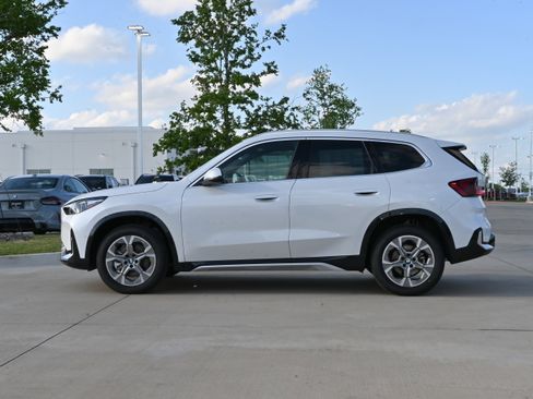 New 2026 BMW X1 xDrive28i w/ Convenience Package image 5