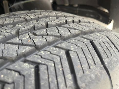 Used 2016 Ford F150 Platinum w/ Equipment Group 701A Luxury image 10