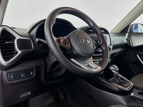 Used 2020 Kia Soul LX image 21