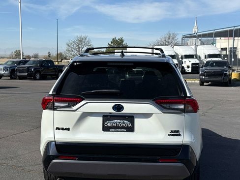 Used 2021 Toyota RAV4 XSE image 4
