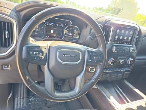 Certified 2022 GMC Sierra 2500 Denali AWD/4WD image 17