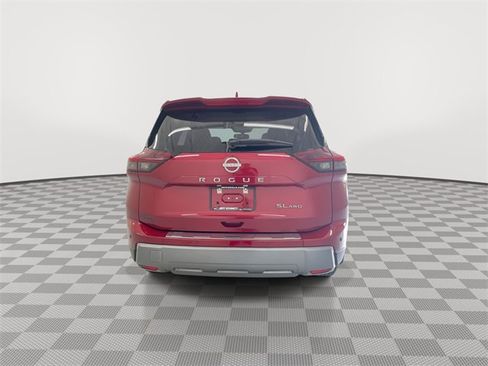 Certified 2024 Nissan Rogue SL image 10
