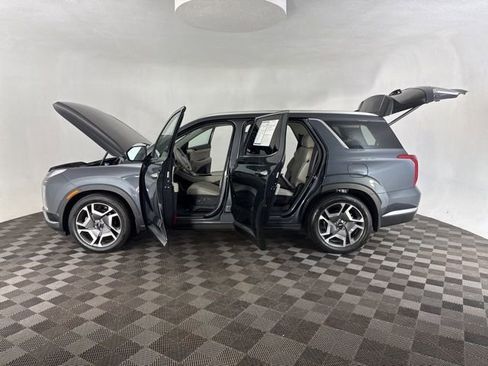 Used 2024 Hyundai Palisade Limited image 12