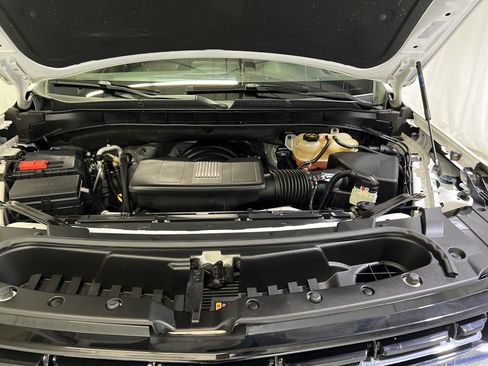 Certified 2022 Chevrolet Suburban LT w/ Luxury Package image 15