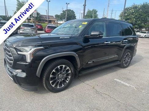 Used 2023 Toyota Sequoia Limited RWD image 7