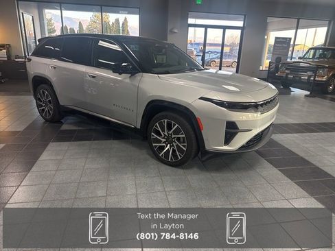 New 2025 Jeep Wagoneer S Limited image 1