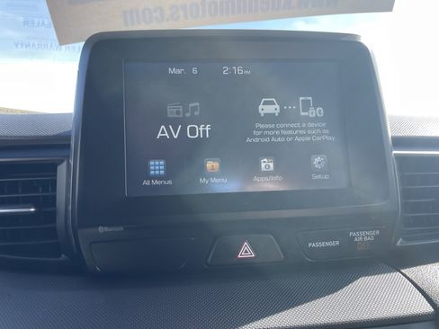 Used 2019 Hyundai Veloster 2.0 image 18